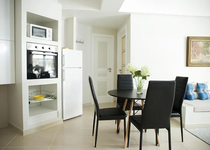 Praxitelis Luxury Apartments