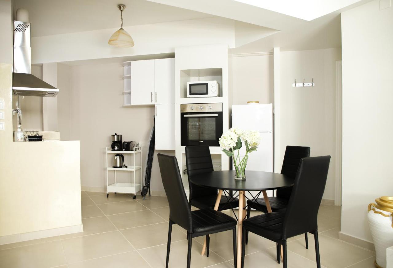 Praxitelis Luxury Apartment *