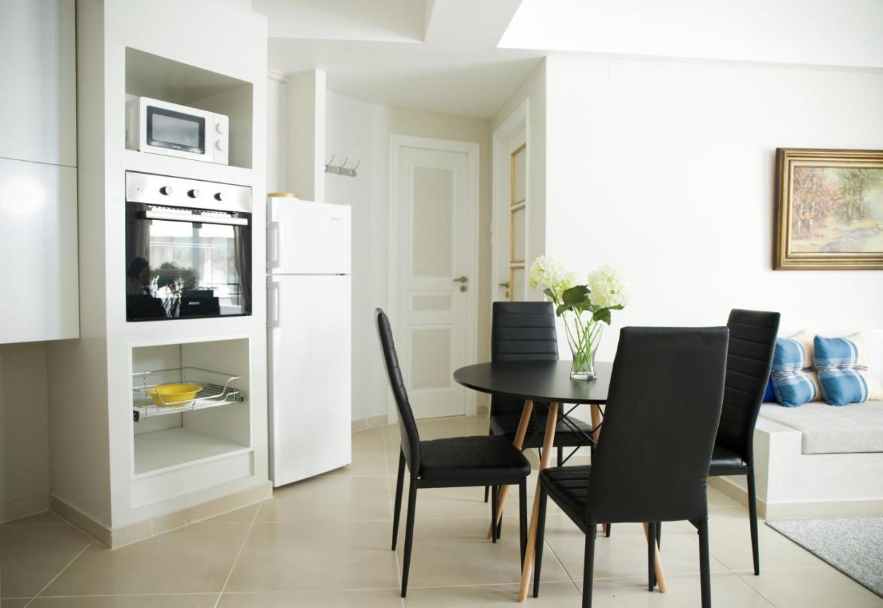Praxitelis Luxury Apartment