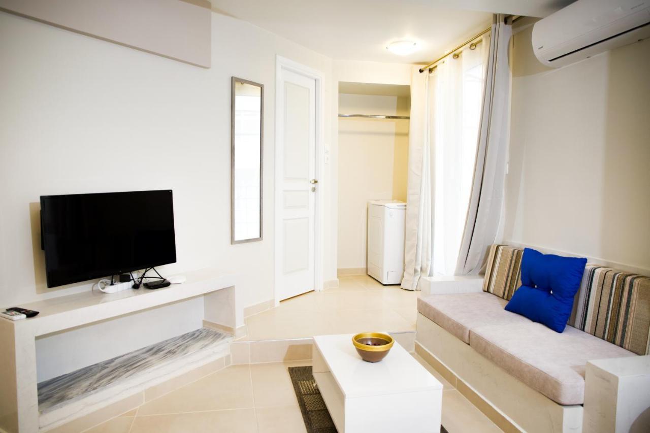 Praxitelis Luxury Apartment *