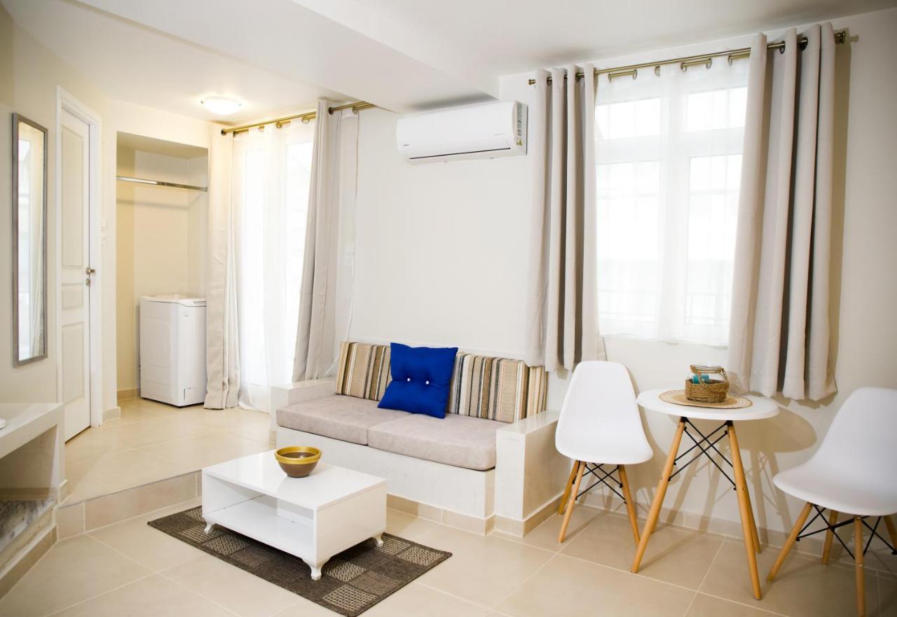 Praxitelis Luxury